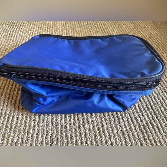 Royal Blue Insulated Lunch Box - Picture 4 of 4